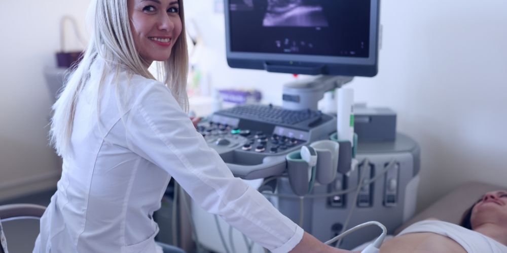 Ultrasound-Doctor-Examines-Womans-Abdominal_-Cavity.jpg